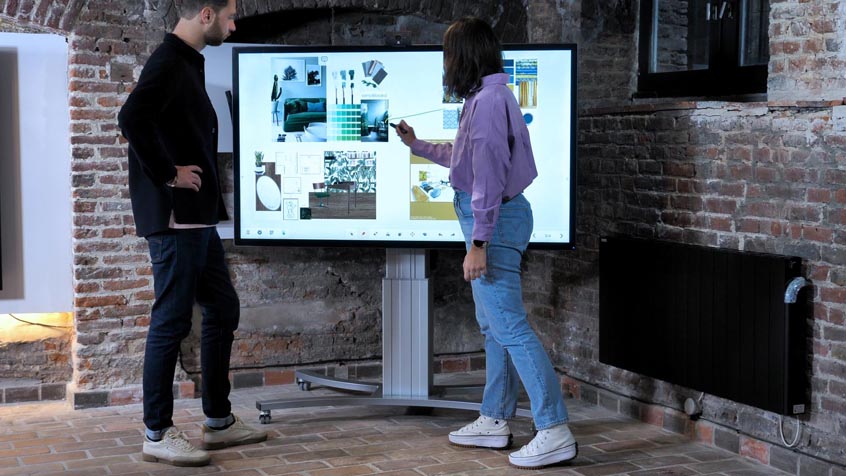 Mural Digital Whiteboard 65 Inch 75 Or 86 And 4K